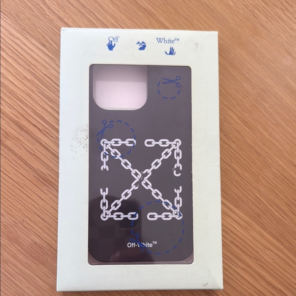 Off-White Black and White Arrow Chain iPhone 13 Case